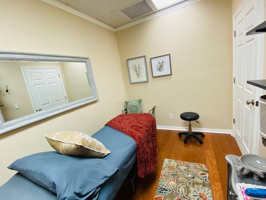 On The Mend Acupuncture and Wellness | 6914 E Fowler Ave Suite A Office 3, Tampa, FL 33617, USA | Phone: (941) 800-1150