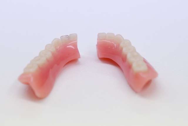 Dental Ceramics | 12 Braydon Rd, London N16 6QB, UK | Phone: 020 8802 9904