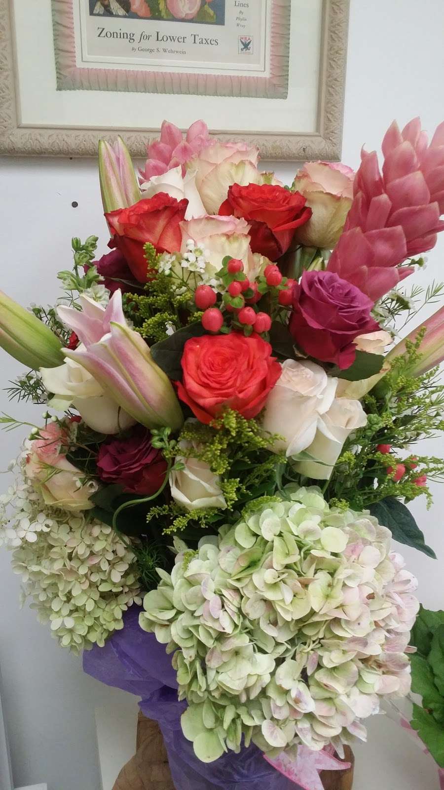 Haworth Flower Shop | 310 St Nicholas Ave, Haworth, NJ 07641, USA | Phone: (201) 385-5100