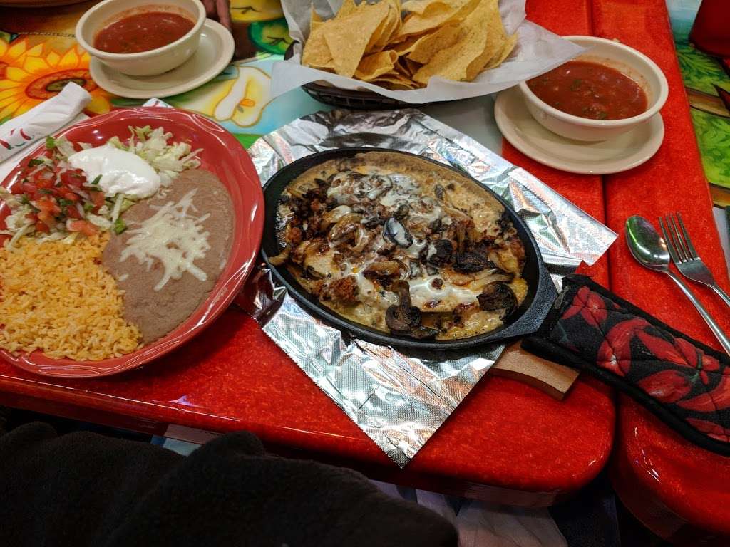 El Meson Mexican Restaurant | 7235 N Keystone Ave, Indianapolis, IN 46240 | Phone: (317) 734-3964