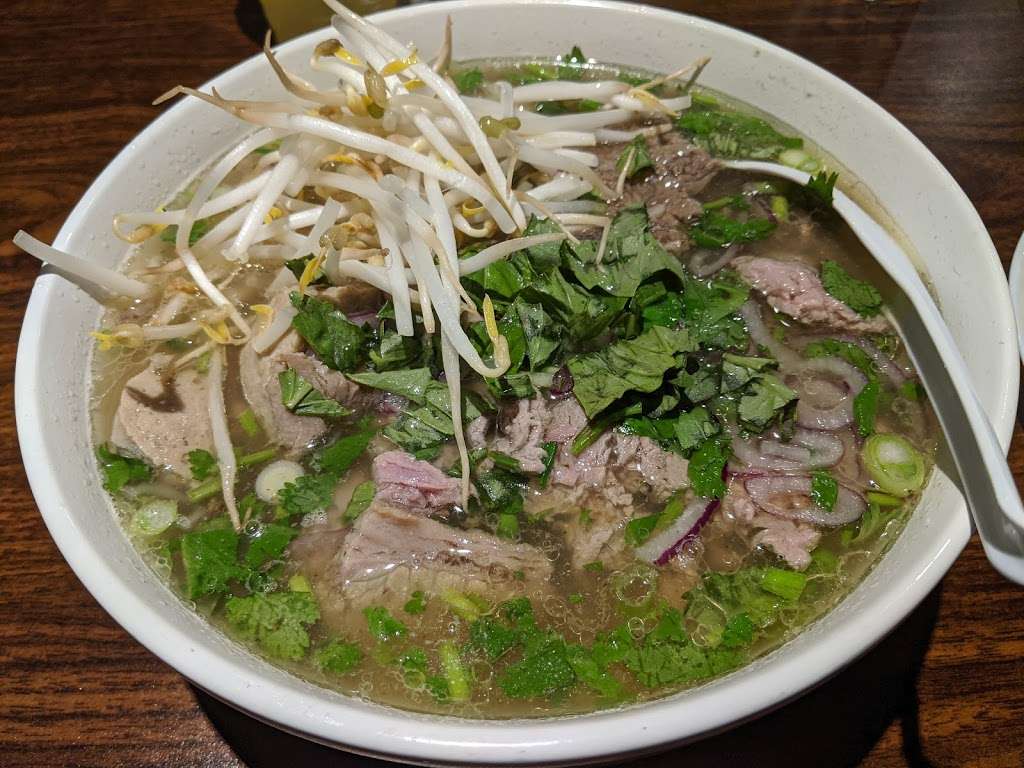 Pho LAmour Cafe | 16960 W Greenfield Ave Suite 2, Brookfield, WI 53005 | Phone: (262) 202-8018