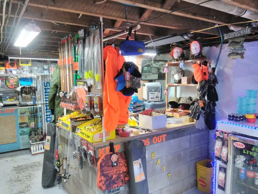 JCS Live Bait and Tackle Shop | 508 Main St, Gouldsboro, PA 18424, USA | Phone: (570) 846-9366