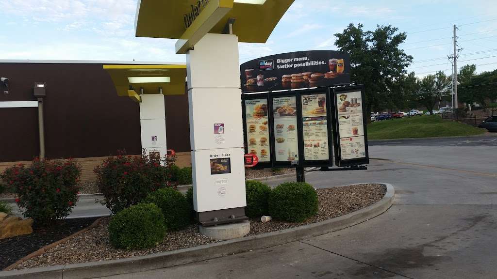 McDonalds | 498 E South St, Richmond, MO 64085, USA | Phone: (816) 776-3711