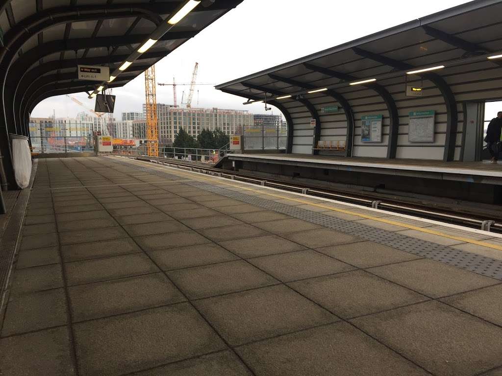 West Silvertown DLR Station | London E16 2AT, UK