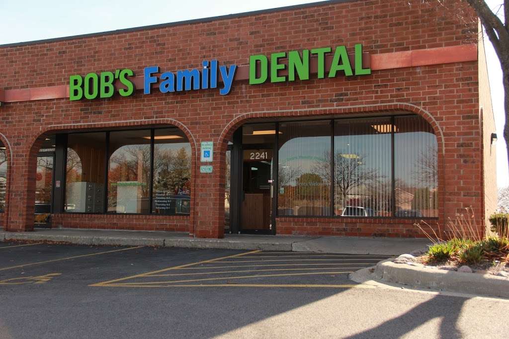 Dr Bobs Family Dental | 2241 W Schaumburg Rd, Schaumburg, IL 60194, USA | Phone: (847) 584-2241