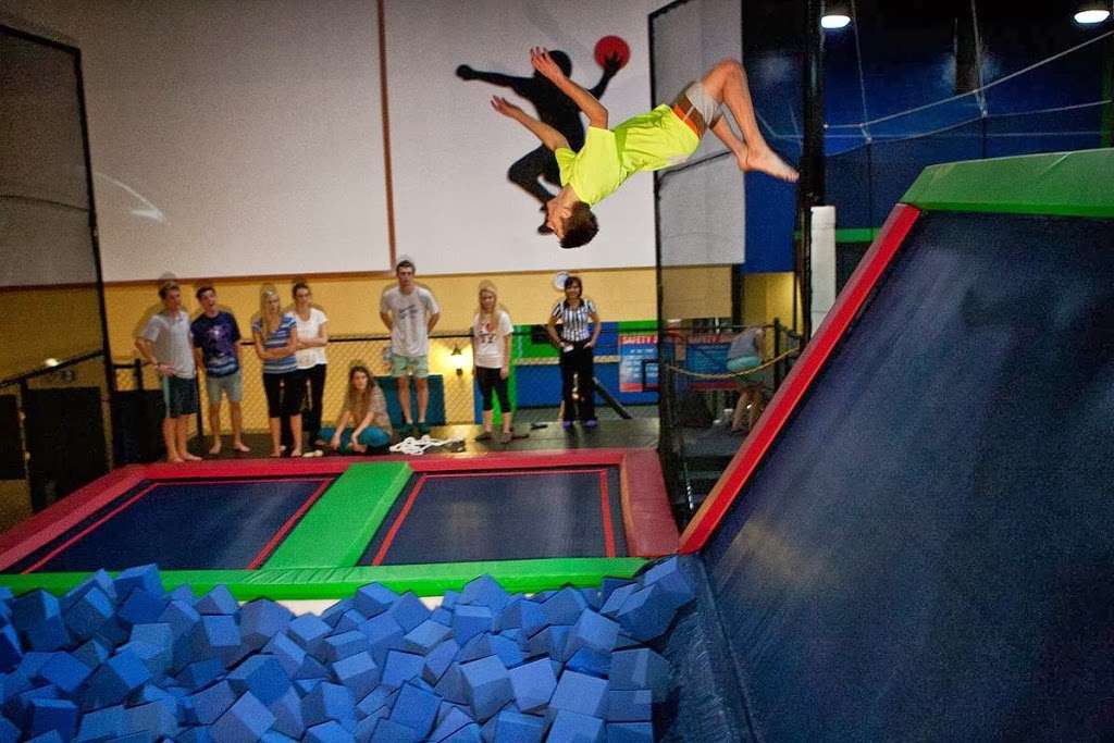 Splash Kingdom Trampoline Park 1101 California St Redlands Ca 92374 Usa