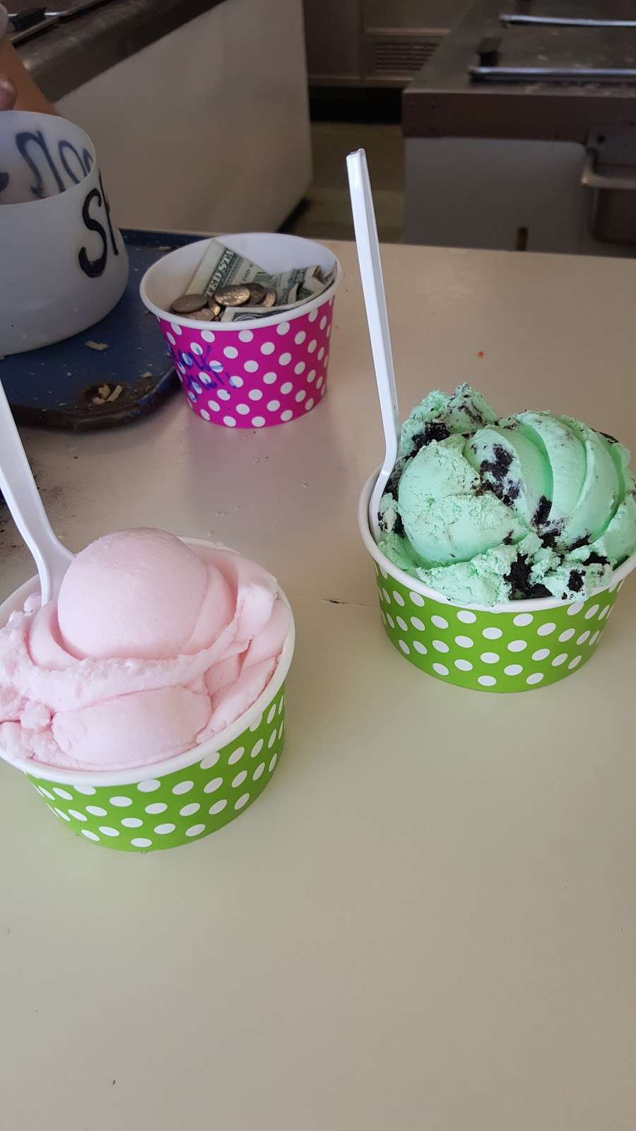 Sullys Ice Cream Stand | 55 Graniteville Rd, Chelmsford, MA 01824, USA | Phone: (978) 256-5971