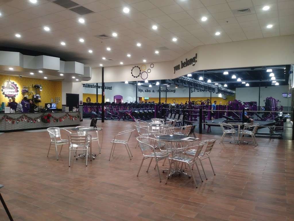 Planet Fitness | 300 SW Blue Pkwy D, Lees Summit, MO 64063, USA | Phone: (816) 287-8200