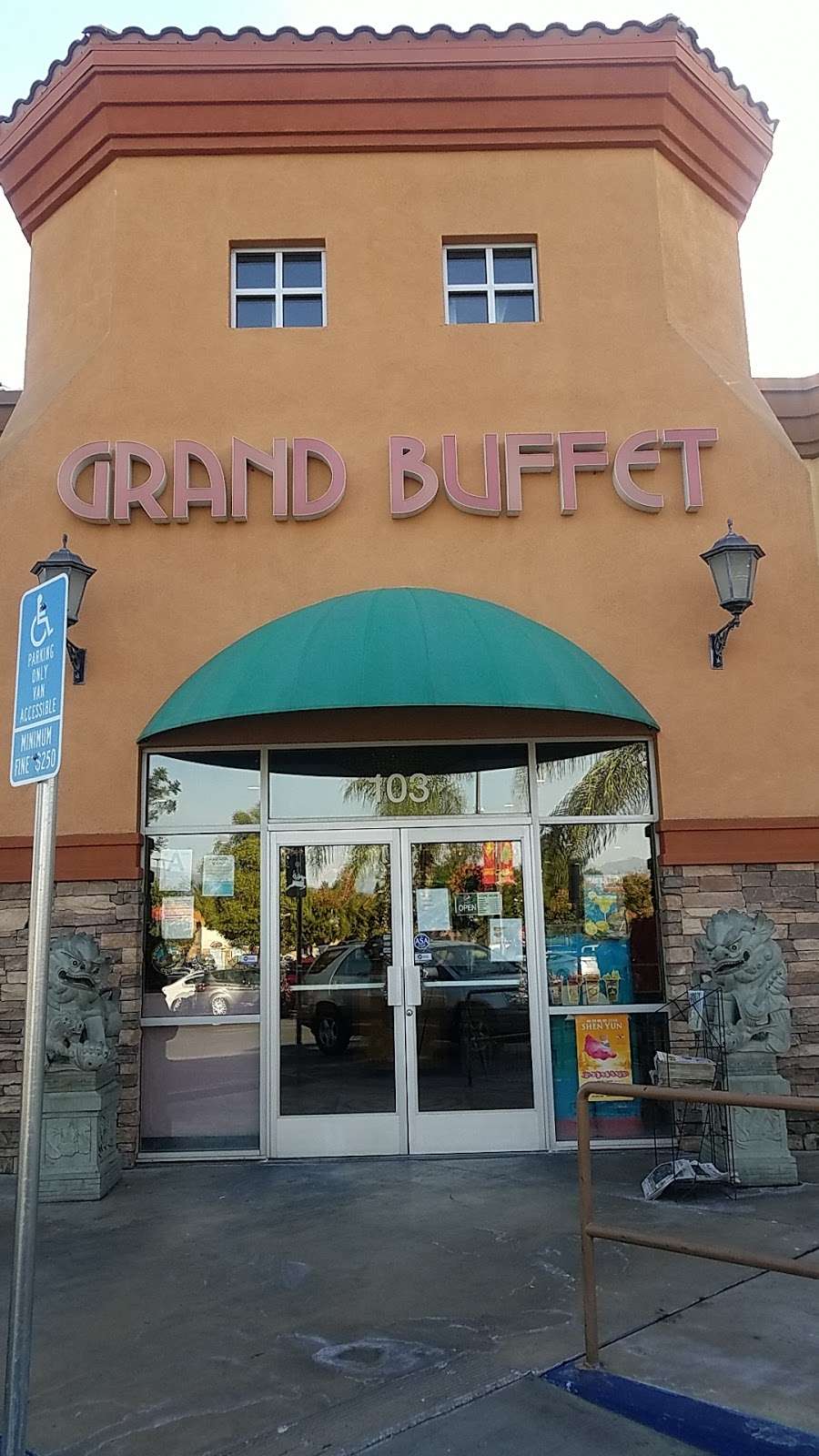 Grand Buffet | 12 Rancho Camino Dr #103, Pomona, CA 91766, USA | Phone: (909) 622-1638