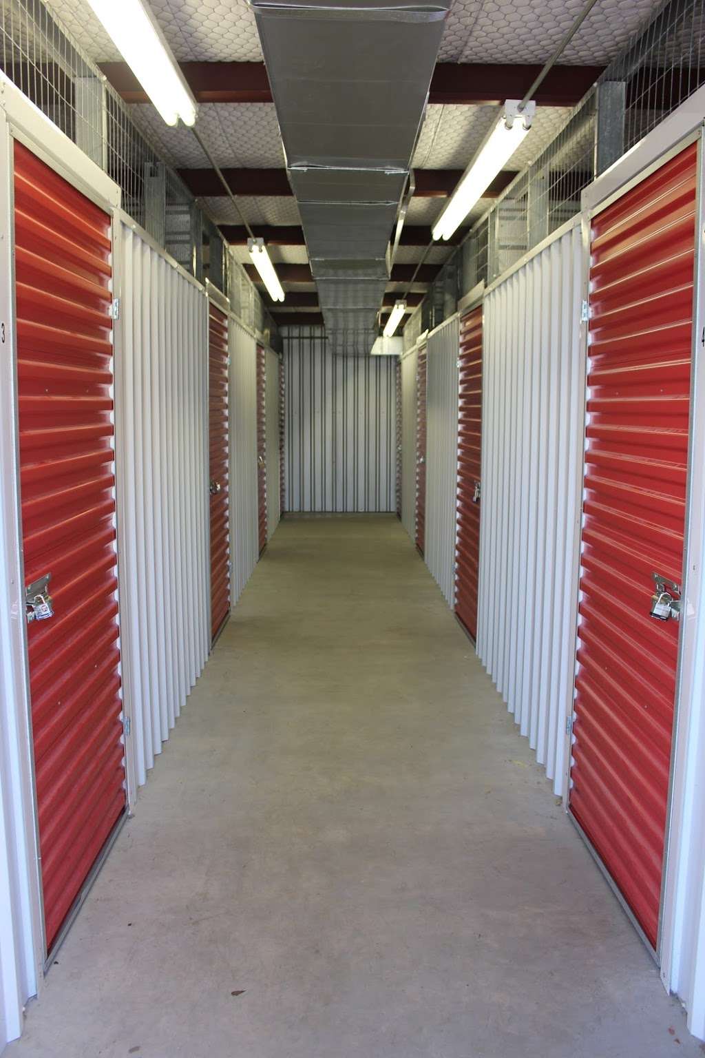 Little Dude Mini Storage | 15477 Interstate 45 S, Conroe, TX 77385, USA | Phone: (936) 273-2727