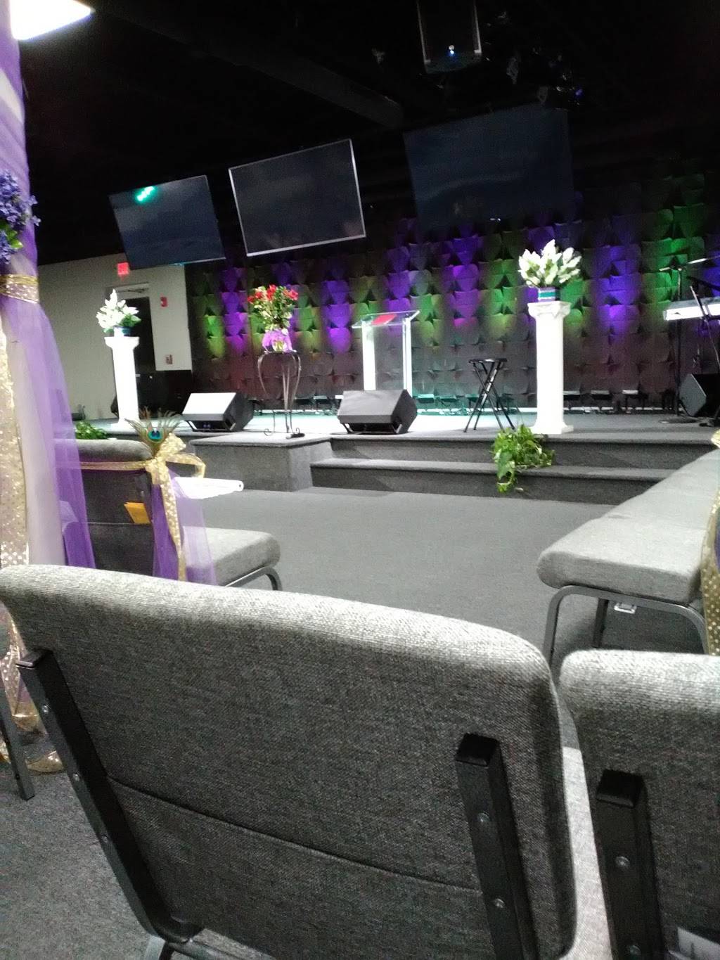 Sanctuary Charlotte Church | 800 Culp Rd, Pineville, NC 28134, USA | Phone: (704) 587-5657