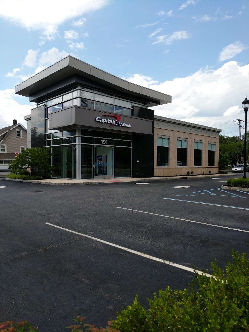 Capital One Bank | 191 County Rd, Cresskill, NJ 07626, USA | Phone: (201) 408-0002