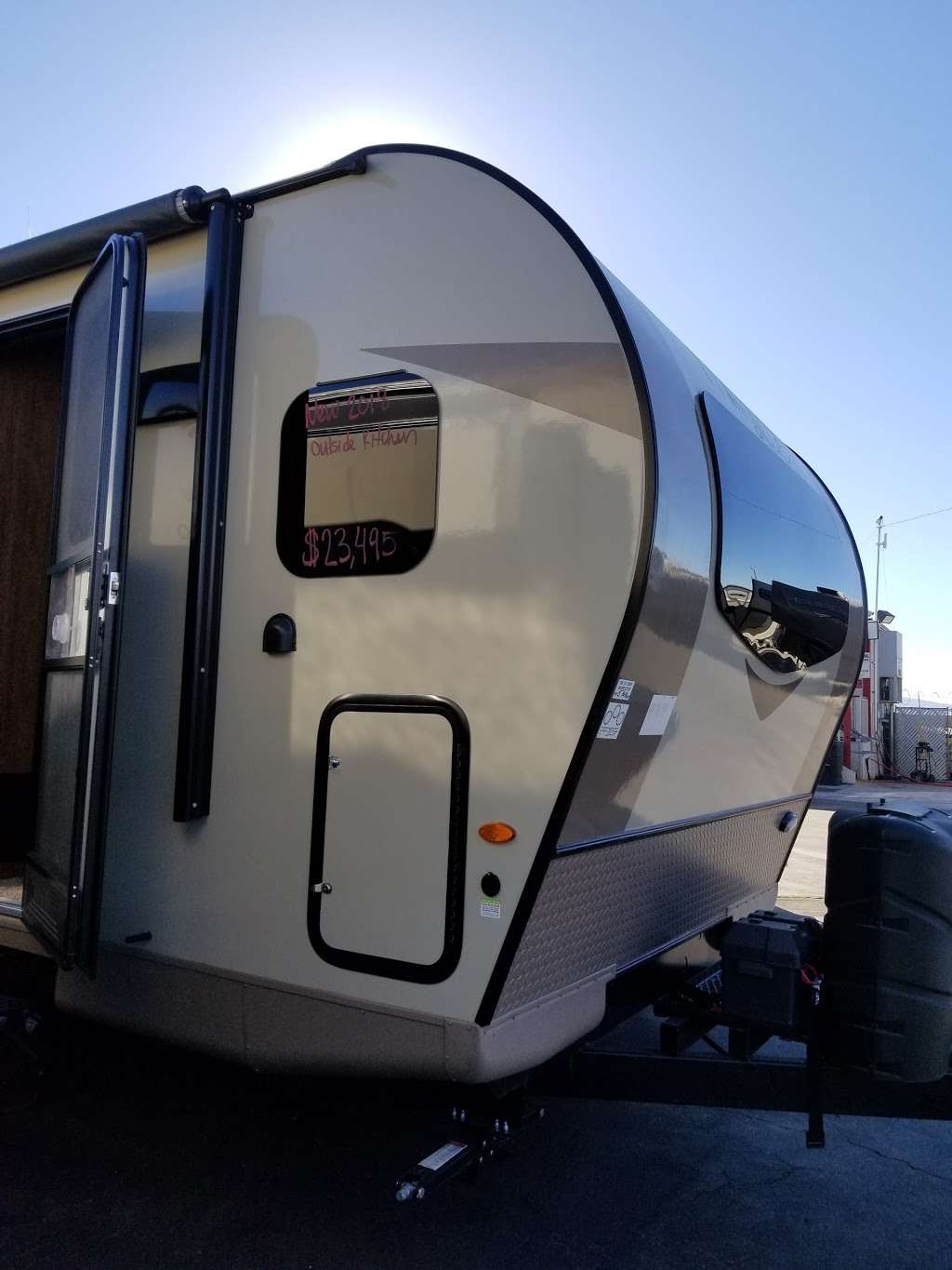 Major RV Sales | 13774 Main St, Hesperia, CA 92345, USA | Phone: (760) 244-0224