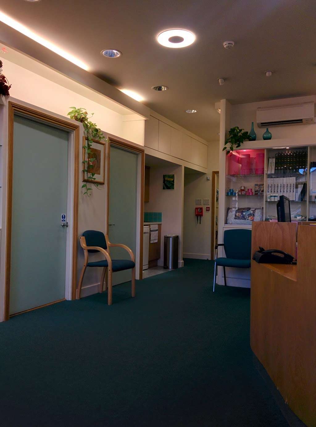 reCentre-Health | 260 Balham High Rd, London SW17 7AW, UK | Phone: 020 8672 4455