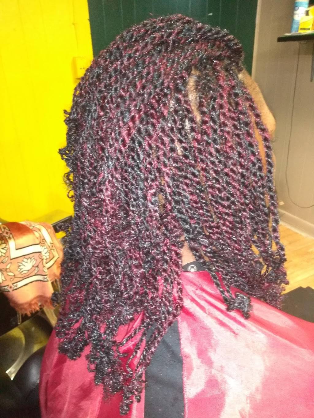 KHADY AFRICAN HAIR BRAIDING 4420 N Roxboro St, Durham, NC 27704, USA