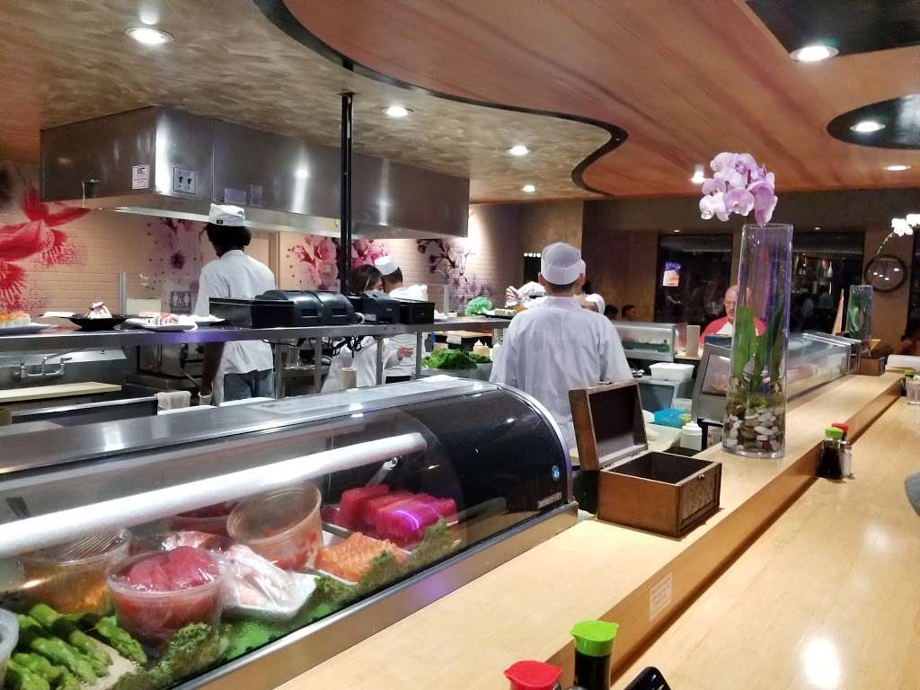 Hiro Japanese Restaurant | 3007 NE 163rd St, Miami, FL 33160, USA | Phone: (305) 948-3687