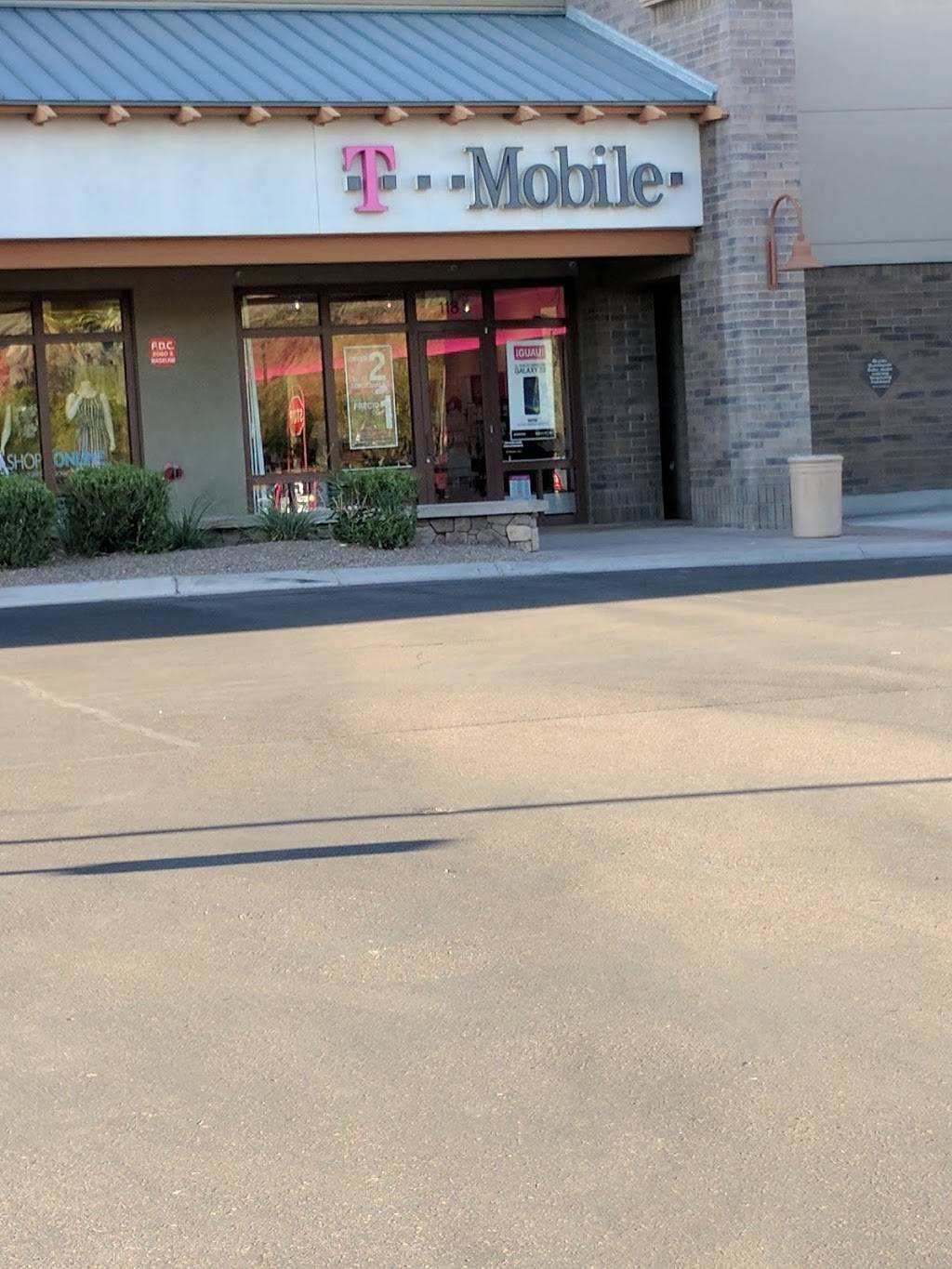 T-Mobile | 2060 E Baseline Rd Suite # 118, Phoenix, AZ 85042, USA | Phone: (602) 889-7900