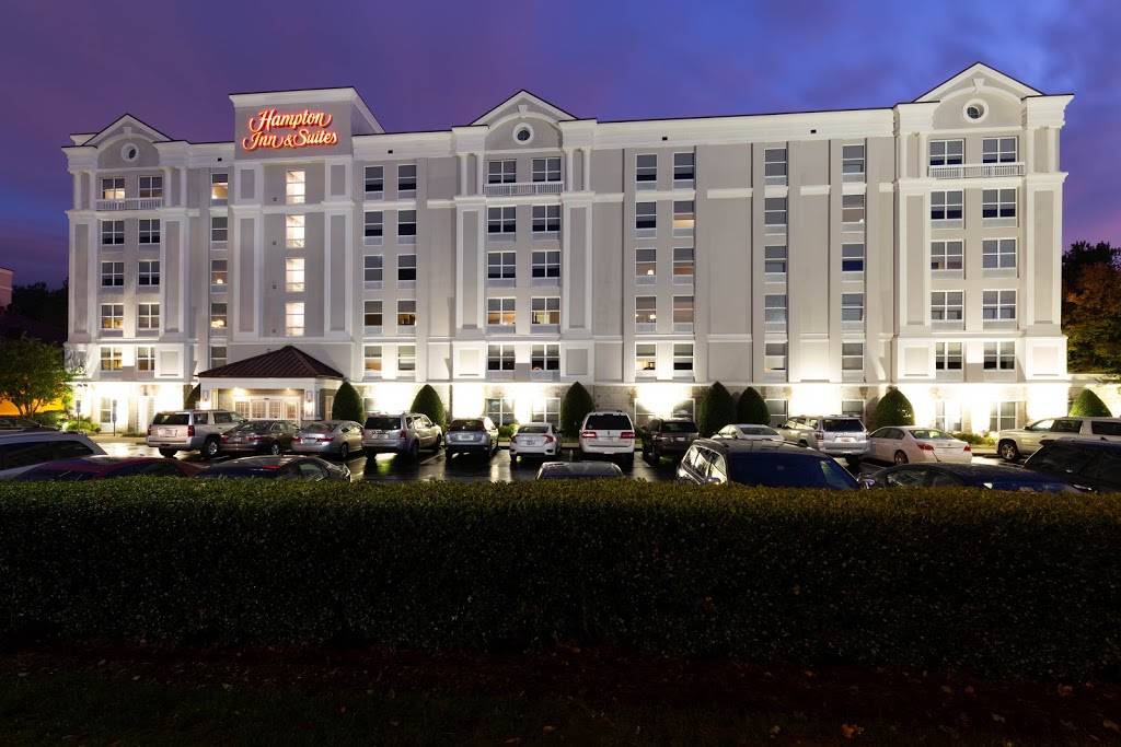 Hampton Inn & Suites Raleigh/Cary I-40 (PNC Arena) | 111 Hampton Woods Ln, Raleigh, NC 27607, USA | Phone: (919) 233-1798