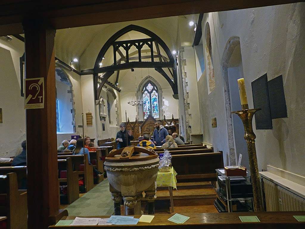 Saint Edmund King and Martyr CE Church, West Kingsdown | St Edmund King and Martyr CE Church Fawkham Road, West Kingsdown, Sevenoaks TN15 6AY, UK