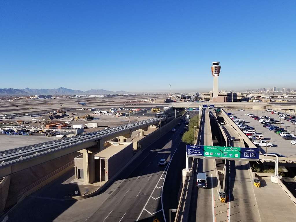 phoenix sky harbor airport car rental