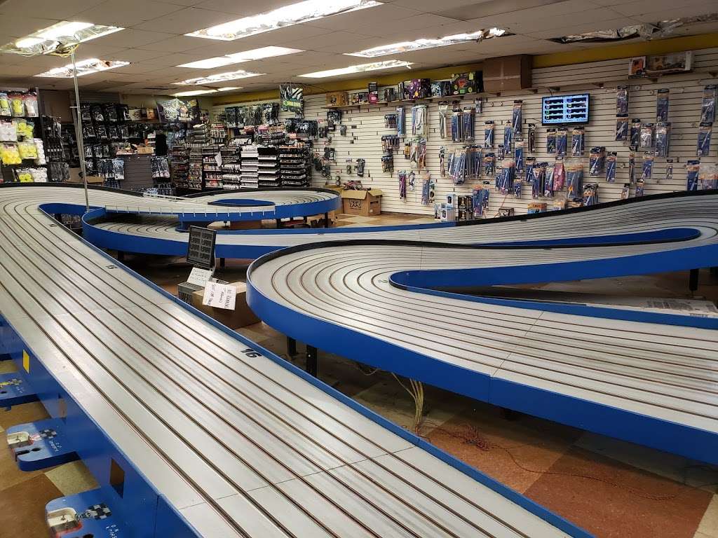 Trains & Lanes Hobbies | 3825 Northwood Ave, Easton, PA 18045, USA | Phone: (610) 253-8850