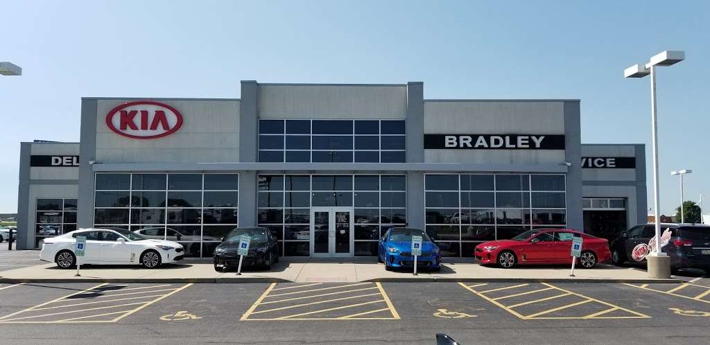 Kia of Bradley | 4621, 1010 Tighe Dr, Bradley, IL 60915, USA | Phone: (815) 932-1000