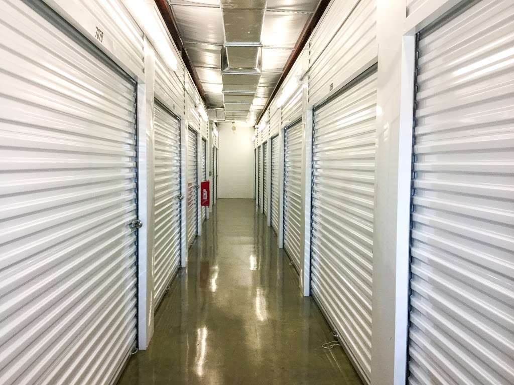 StorQuest Self Storage | 2300 Bay Area Blvd, Friendswood, TX 77546, USA | Phone: (281) 816-9390