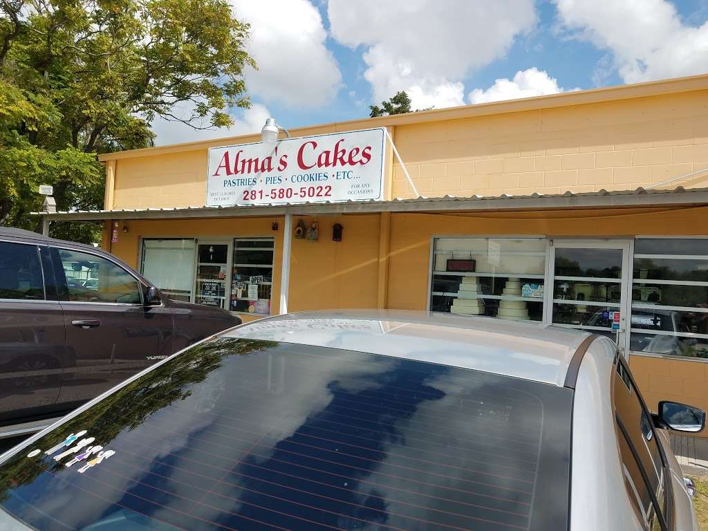 Almas Cakes | 7802 Fallbrook Dr, Houston, TX 77086 | Phone: (281) 580-5022