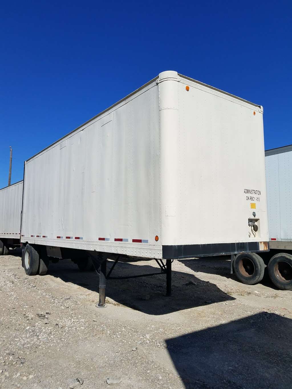 Semi-Trailer Big Box | 7100 North, S Interstate 35 East Service Rd, Waxahachie, TX 75165, United States | Phone: (214) 426-0660