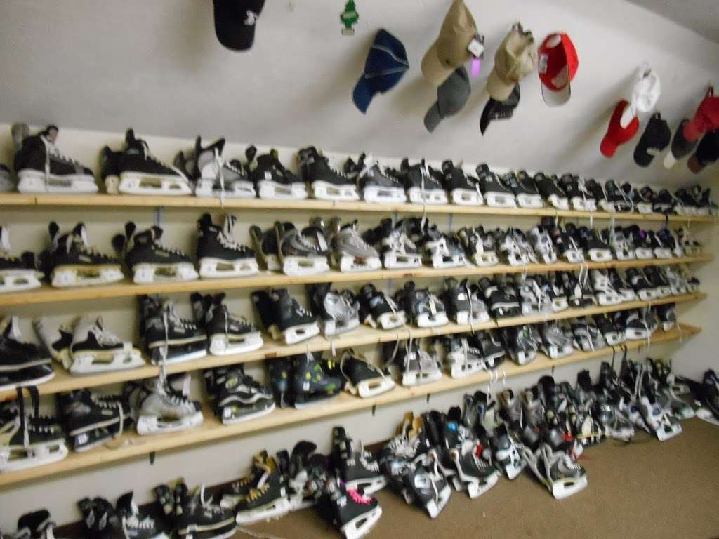 Family Sports Consignments | 46 Columbia Rd, Pembroke, MA 02359, USA | Phone: (781) 826-3403