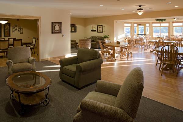 White Pine Advanced Assisted Living | 6900 E Point Douglas Rd S, Cottage Grove, MN 55016, USA | Phone: (651) 409-9045