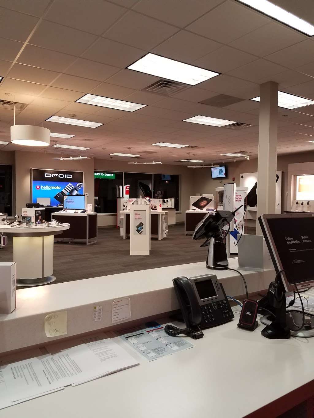 Verizon | 620 Easton Rd Warrington Plaza Shopping Plaz, Warrington, PA 18976, USA | Phone: (215) 491-6630