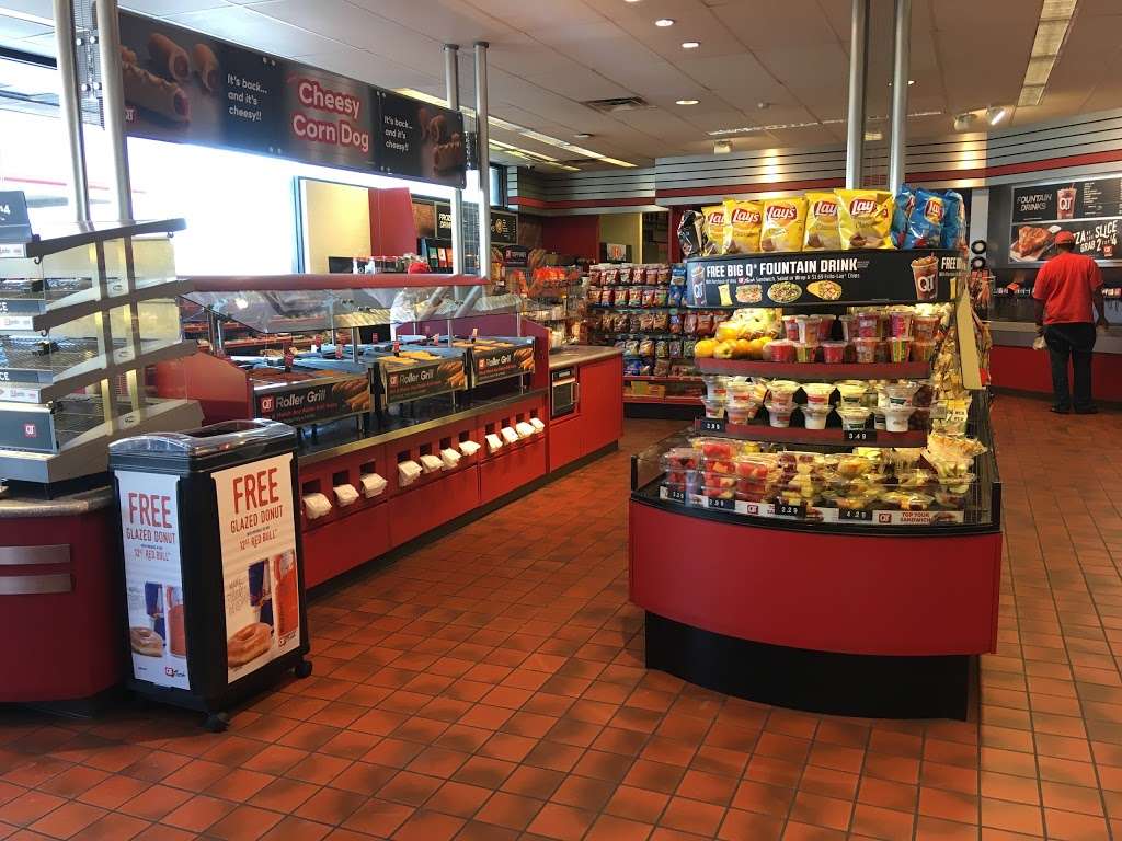 QuikTrip | 3230 W Mockingbird Ln, Dallas, TX 75235, USA | Phone: (214) 352-3847