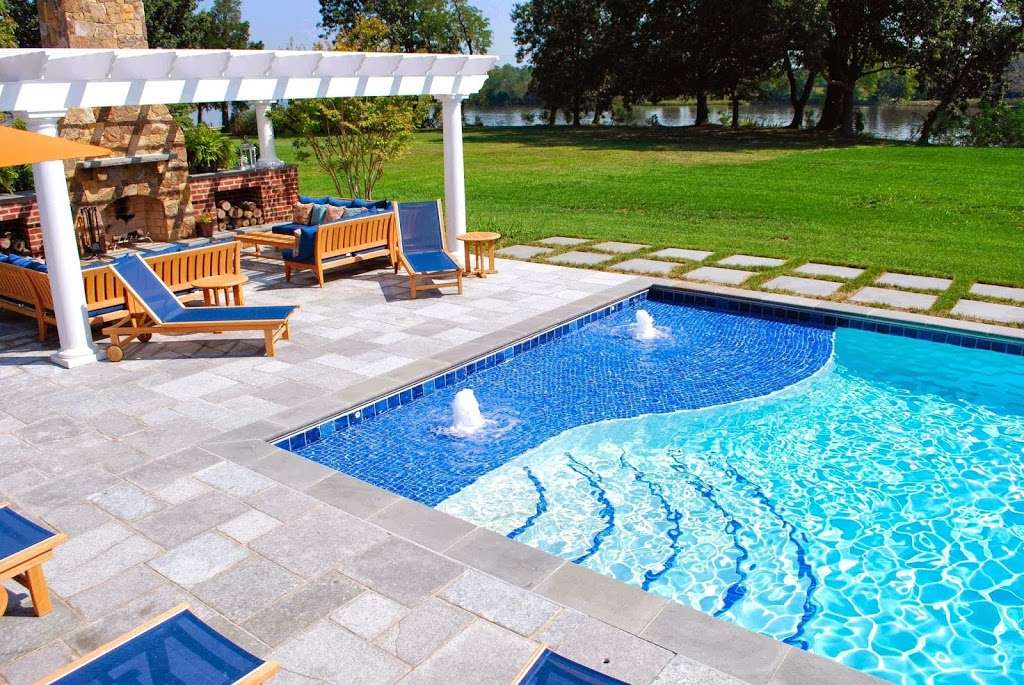 AQUA Pools & Spas | 8801 Mistletoe Dr, Easton, MD 21601, USA | Phone: (410) 822-7000