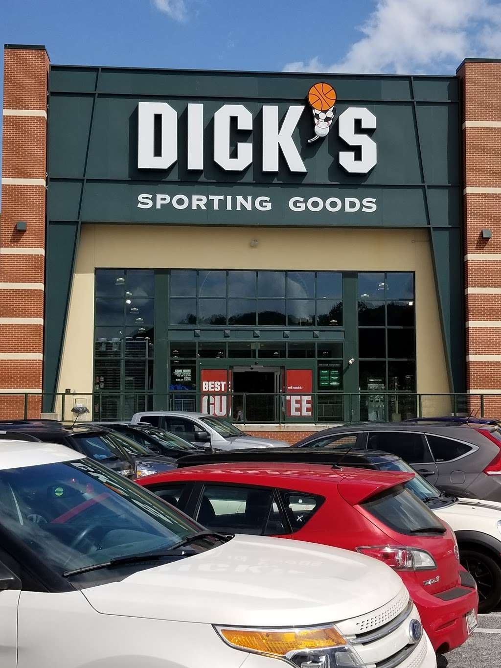 DICKS Sporting Goods | 400 N Center St, Westminster, MD 21157, USA | Phone: (410) 848-1039