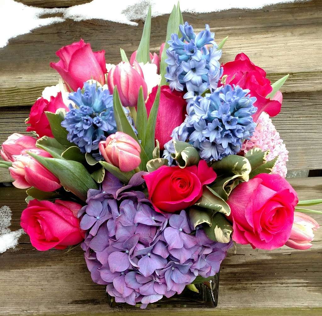 The Flower Basket of Westport | 995 Post Rd E, Westport, CT 06880, USA | Phone: (203) 222-0206