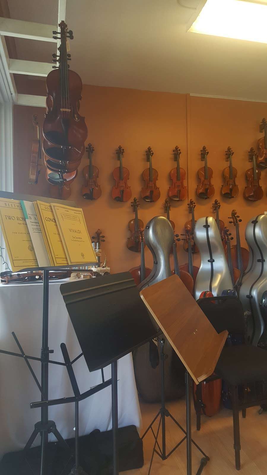 Montero Violins | 902 Chestnut St, Emmaus, PA 18049, USA | Phone: (610) 965-2756