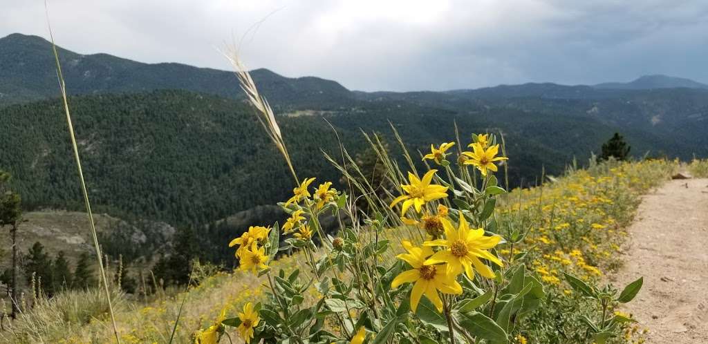 Walker Ranch Loop Trailhead Parking Lot | 7701 Flagstaff Rd, Boulder, CO 80302, USA