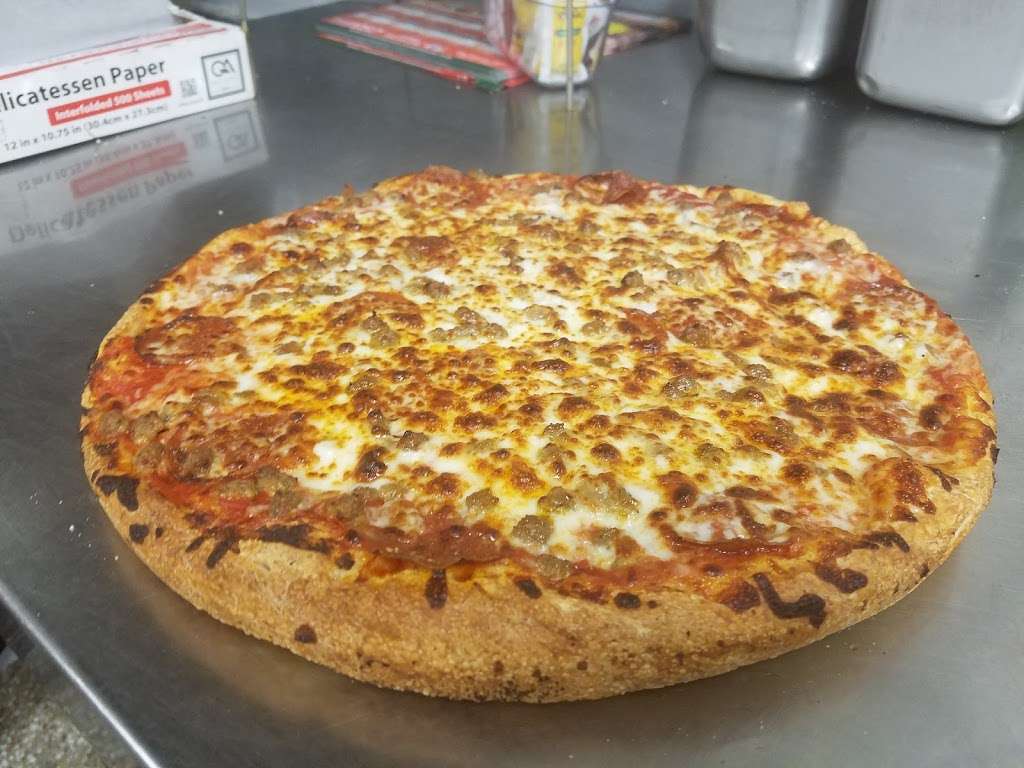 Pizzanos Pizza & Grinderz | 11240 Northern Ave Suite#101, Leesburg, FL 34788 | Phone: (352) 742-7770