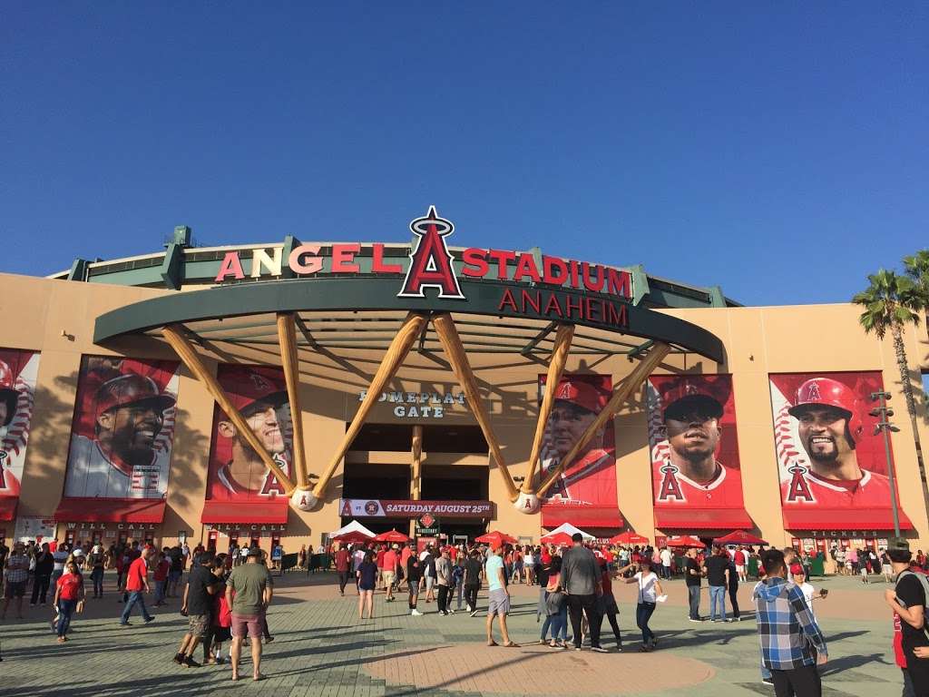 Angels Team Store | 2000 E Gene Autry Way, Anaheim, CA 92806, USA | Phone: (714) 940-2618