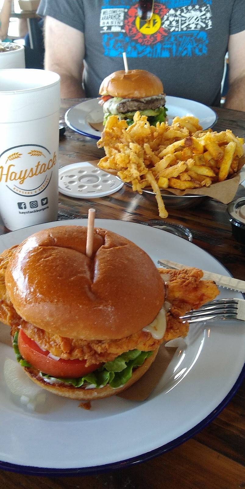 Haystack Burgers and Barley | 6465 E Mockingbird Ln Ste 500, Dallas, TX 75214, USA | Phone: (214) 434-1588