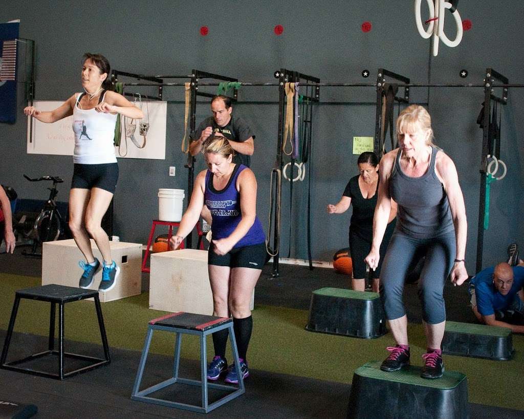 Crossfit Corona | 9106 Pulsar Ct G, Corona, CA 92883 | Phone: (951) 277-7767