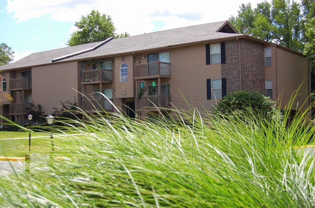 The Retreat at Mill Creek Apartments | 8714 Pflumm Ct, Lenexa, KS 66215, USA | Phone: (844) 554-9391