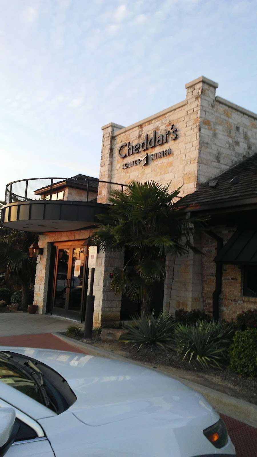 Cheddars Scratch Kitchen | 1320 N Peachtree Rd, Mesquite, TX 75149, USA | Phone: (972) 329-7082