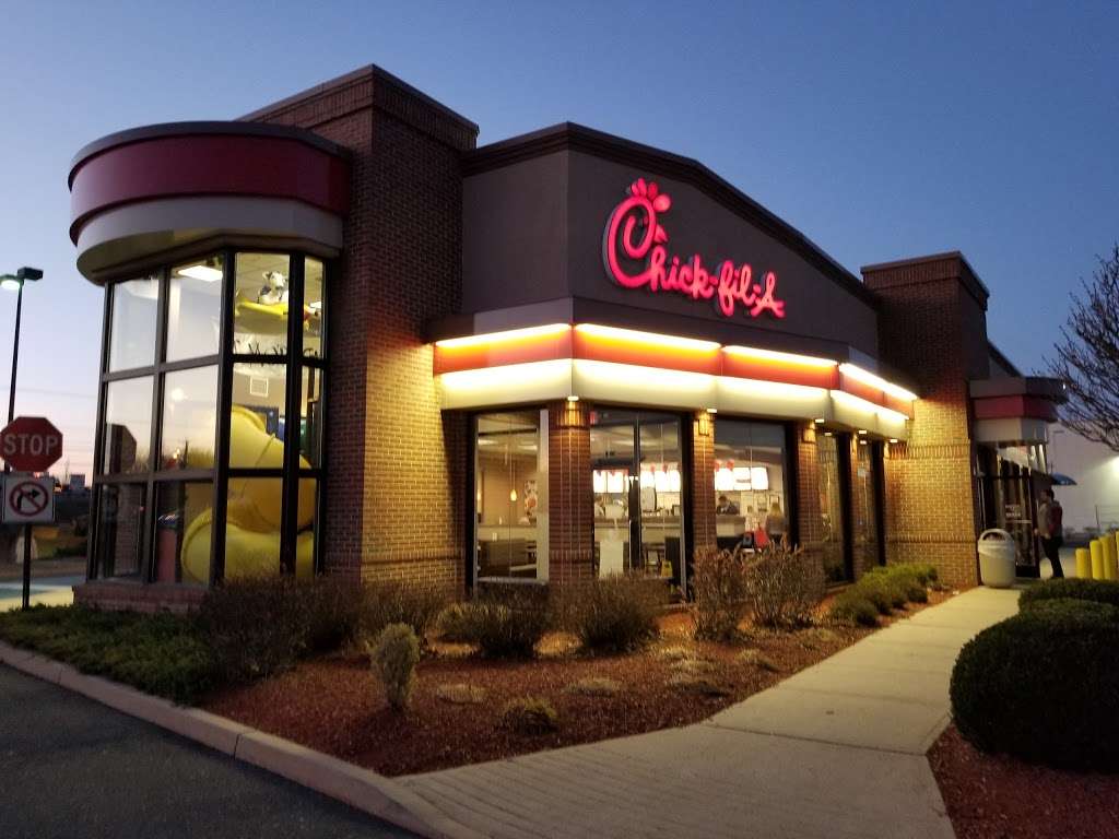 Chick-fil-A | 4881 U.S. 9, Howell, NJ 07731 | Phone: (732) 730-9033