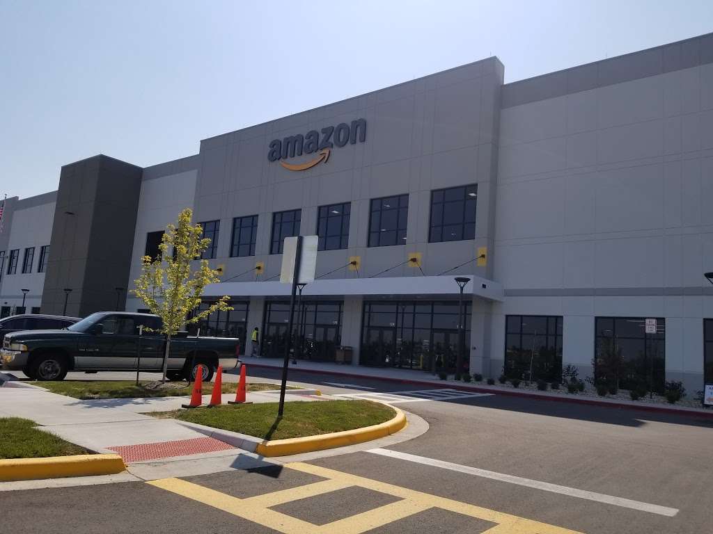 Amazon Fullfillment Center MKC6 | 6925 Riverview Ave, Kansas City, KS 66102, USA | Phone: (855) 556-5214