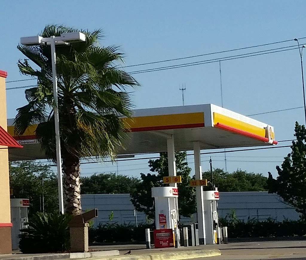 Shell | 7416 S Sam Houston Pkwy W, Houston, TX 77085, USA | Phone: (713) 283-1966