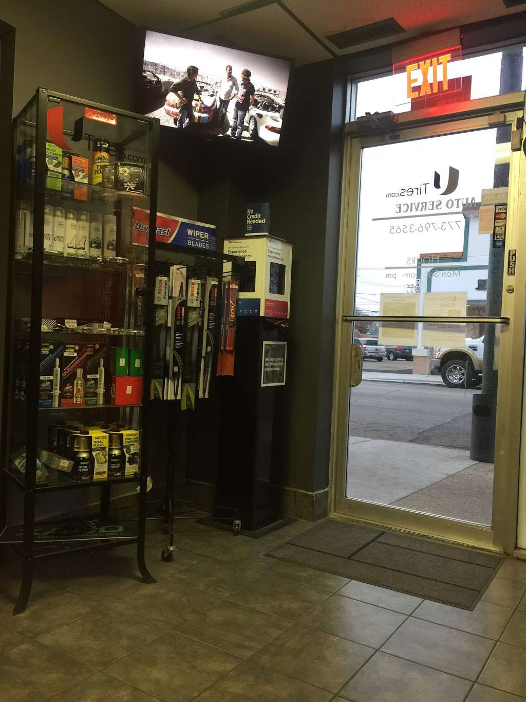 United Tires LLC | 7053 W Belmont Ave, Chicago, IL 60634, USA | Phone: (773) 840-0282