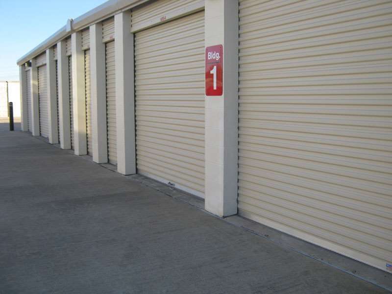 Extra Space Storage | 8421 Homeward Way, Sugar Land, TX 77479 | Phone: (281) 240-7500