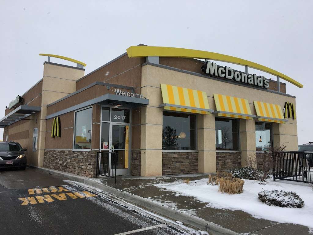 McDonalds | 2017 Prairie Center Pkwy, Brighton, CO 80601, USA | Phone: (720) 685-7855